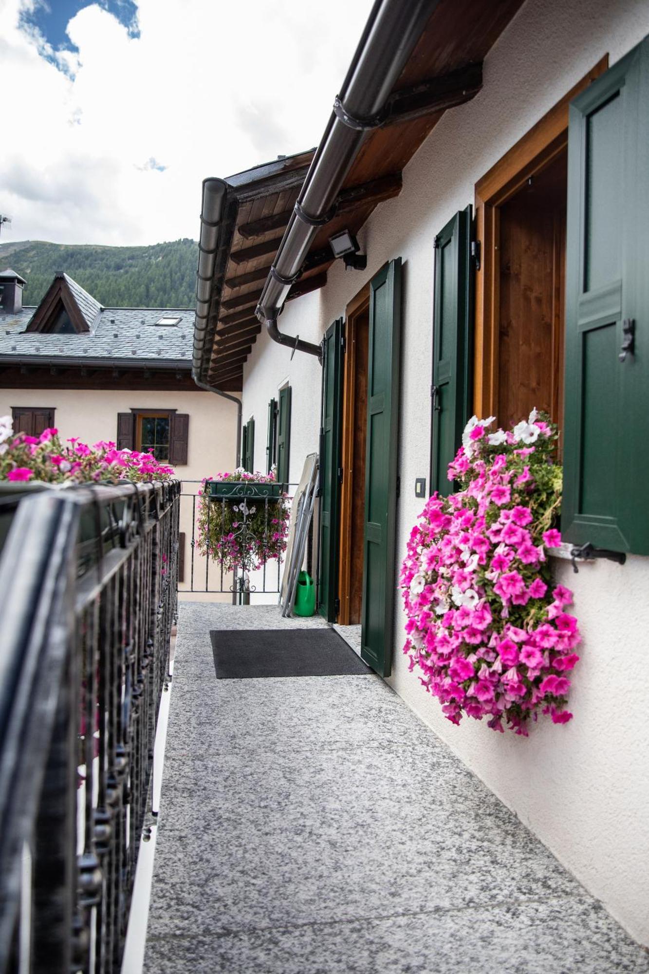 Appartamento Bait Da Menego Livigno Esterno foto